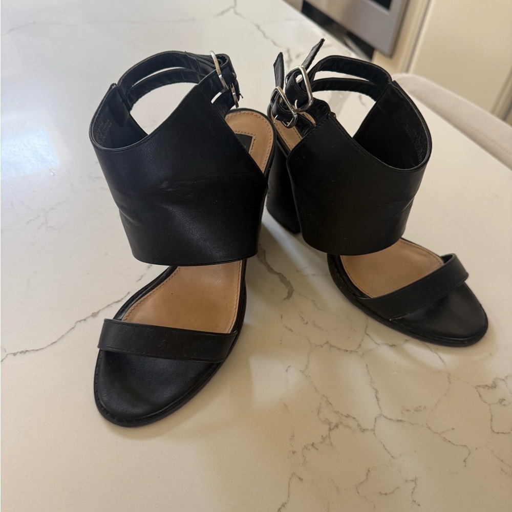 Black Women’s Open-Toe Ankle Strap Heeled Sandals